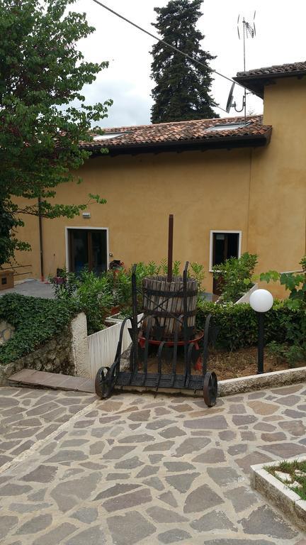 Apartmán Casale Mammarella LʼAquila Exteriér fotografie